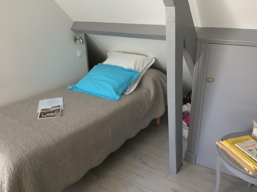 La Mansarde Bed and Breakfast Neuville-sous-Montreuil Εξωτερικό φωτογραφία